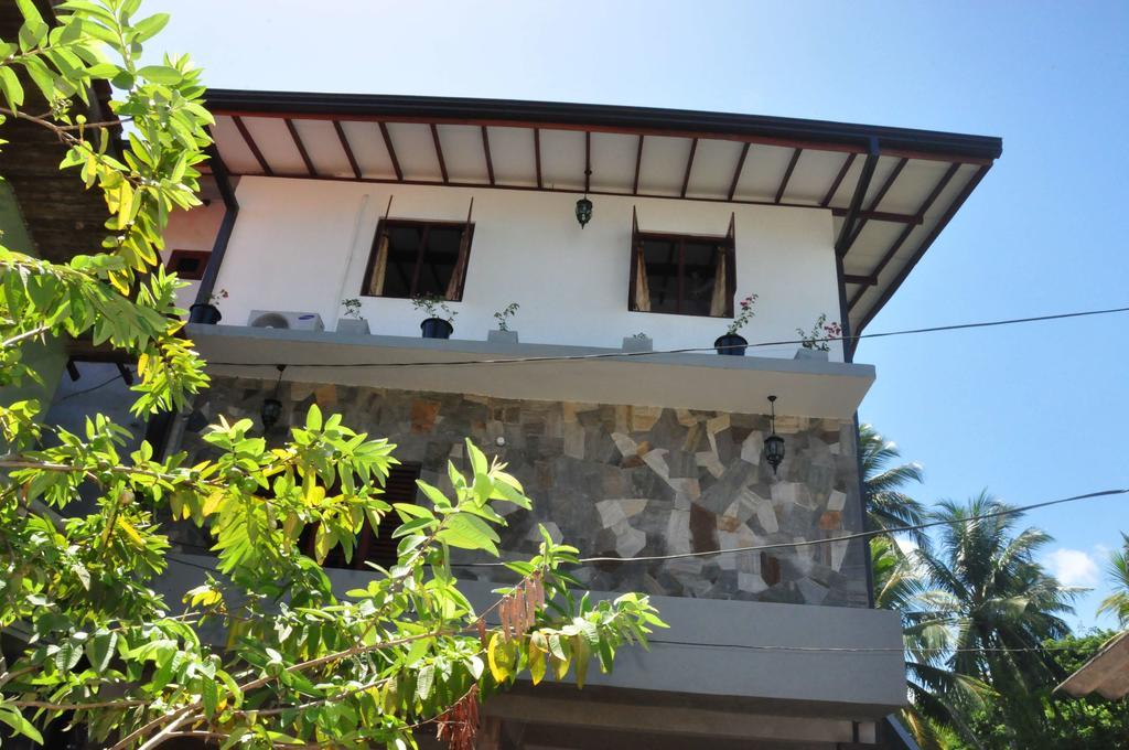 Asantha Guest House Unawatuna Ngoại thất bức ảnh
