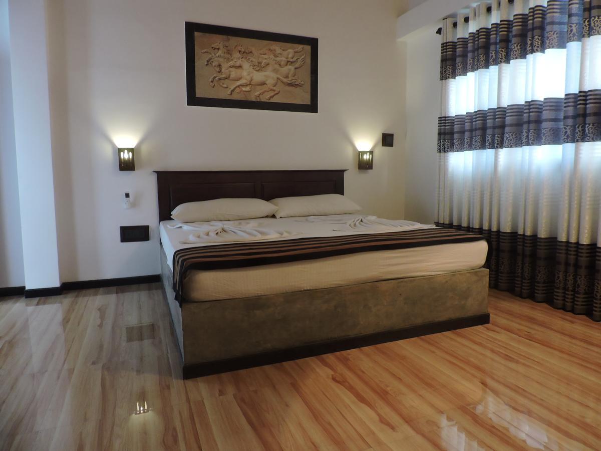 Asantha Guest House Unawatuna Ngoại thất bức ảnh