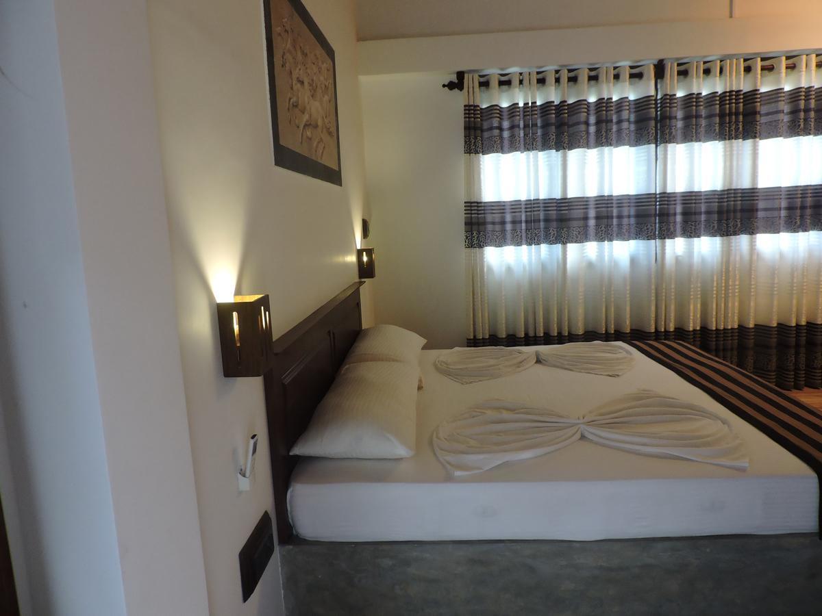 Asantha Guest House Unawatuna Ngoại thất bức ảnh
